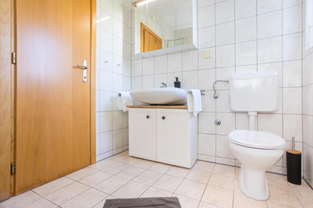 Apartments Sara Milohnici Extérieur photo